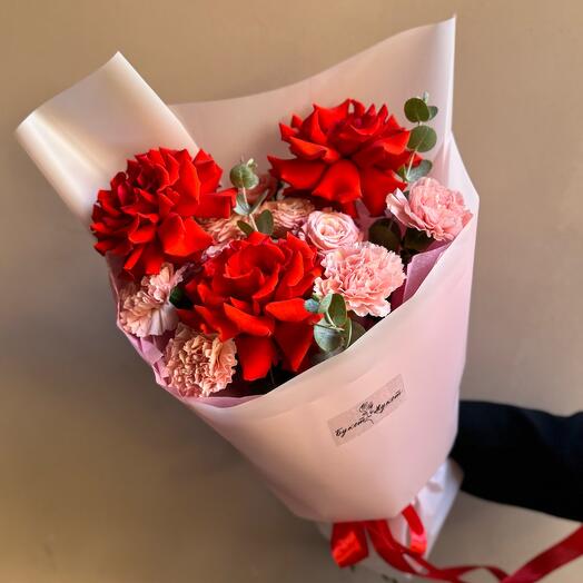 Bouquet "Audrey" (French Rose Nina, eucalyptus, peony.bombastic rose, dianthus)