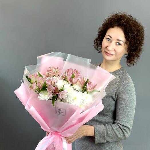 Нежный букет M 💖 surprise для девушки без повода
