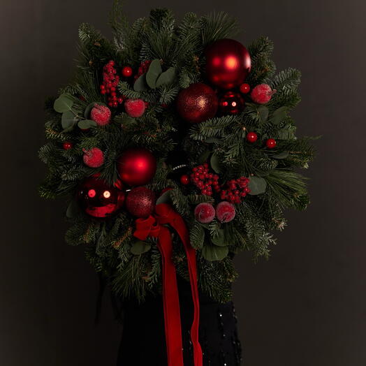 Scarlet Grace Wreath