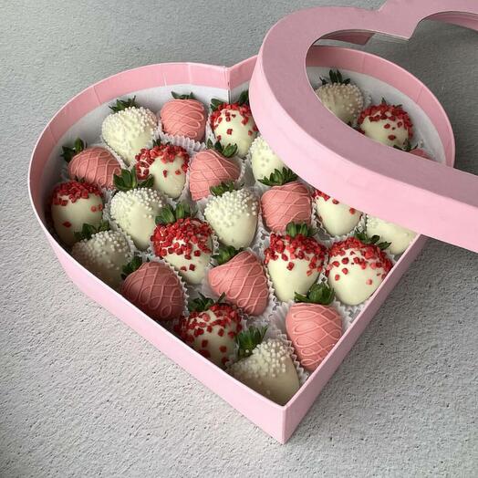 Клубника в шоколаде LOVE