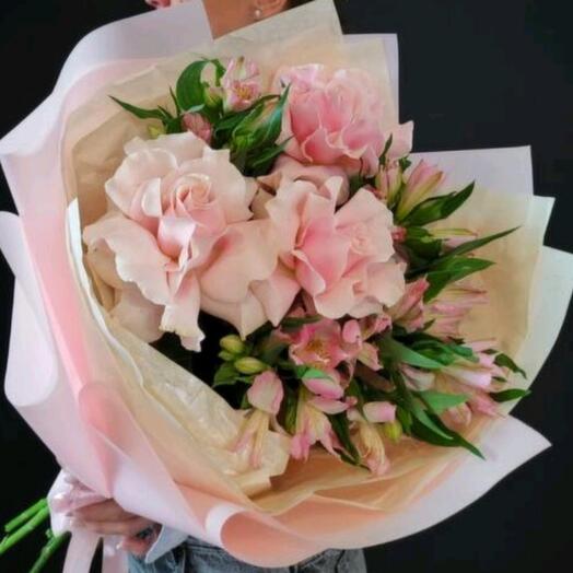 Bouquet of French openwork rose and alstroemeria