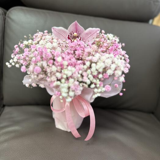 An airy cloud with an orchid