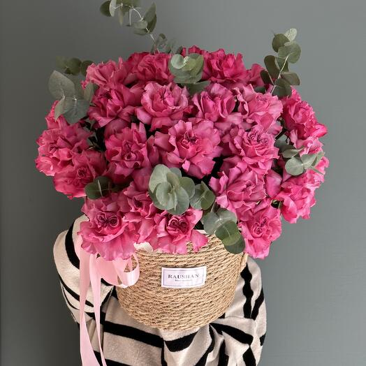 Корзина с цветами