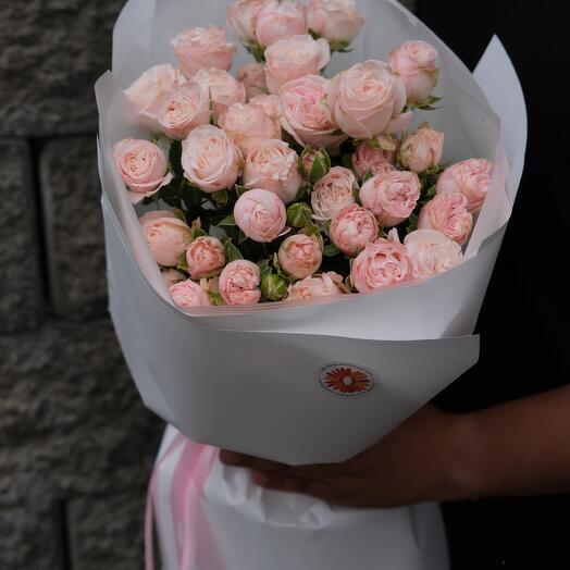 Моно-Букет из розы с доставкой по Алматы от цветочного магазина Оранж