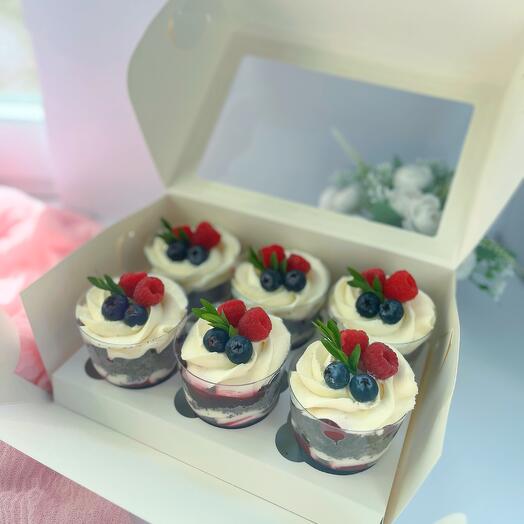 Трайфлы с малиной и голубикой для мамы / для подруги / для любимой