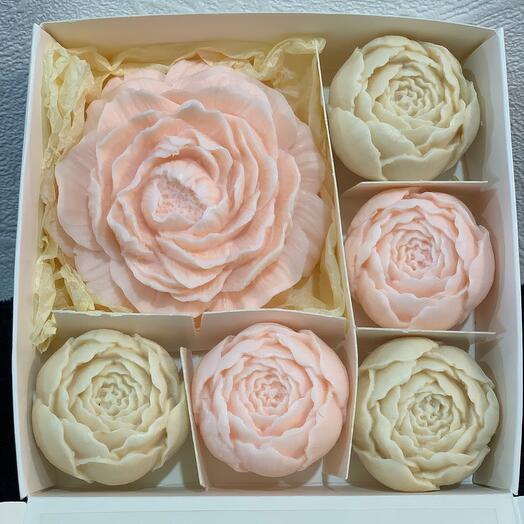 Набор сувенирного мыла «пионы»