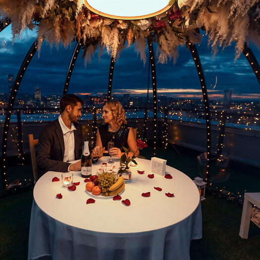 Подарочный сертификат «Свидание на крыше» (в период с 10:00 до 16:00 , 2 человека)