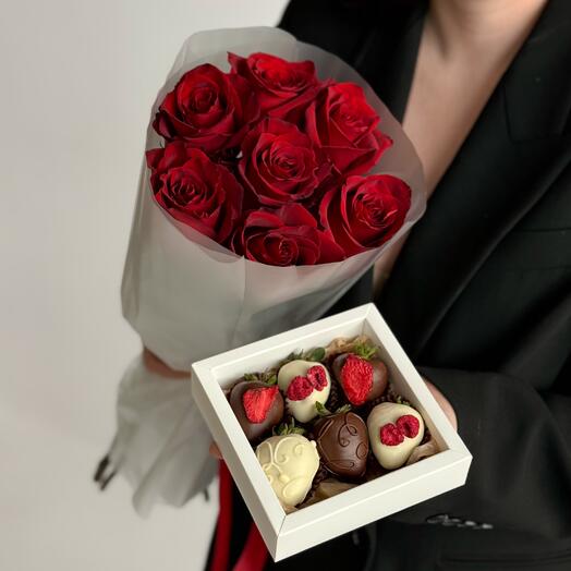 Розы и клубника в шоколаде "Комбо набор 8"