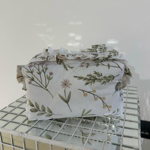 Косметичка ручной работы с рюшами 🍃