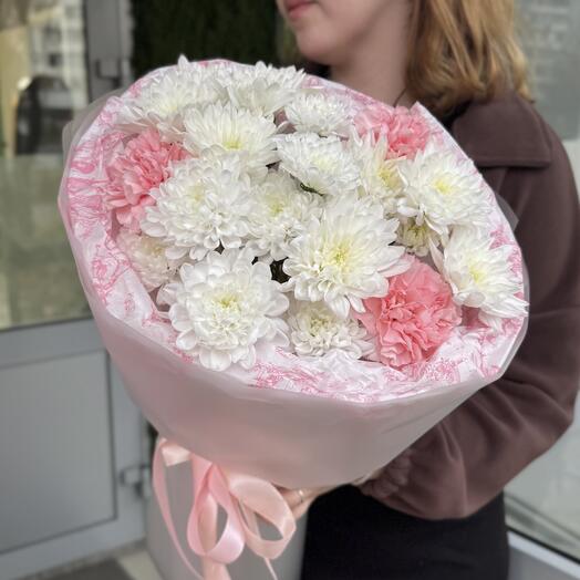 Милый букет с хризантемами🌸💗