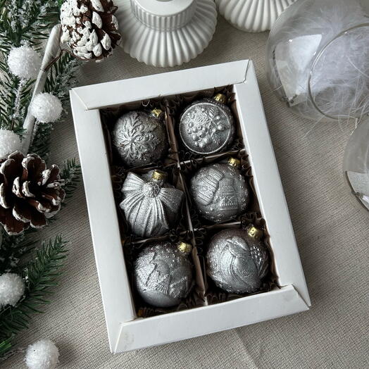 Дубайский шоколад «новогодние елочные игрушки)