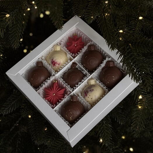 Конфеты «Новогодние игрушки» 9 шт