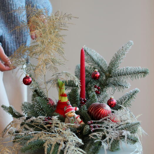 Новогодняя композиция с амариллисом "Праздник Нового года"