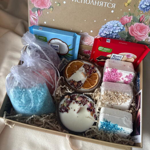 Большой подарочный спа набор с бомбочками для ванны и солью ручной работы с шиммером, соевыми свечами в кокосе и шоколадом