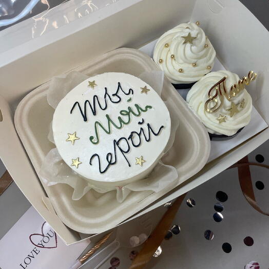 Набор: Бенто торт и два капкейка. Мужу,парню,папе, брату