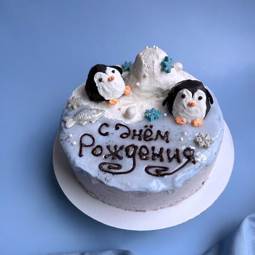 Торт «Пингвины» из черничного мороженого на 6-8 порций