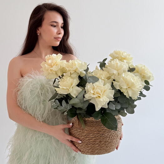 Композиция из 11 французских роз