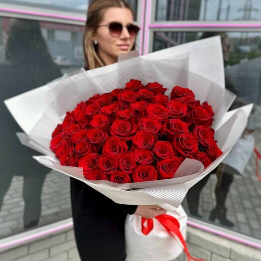51 роза эквадор