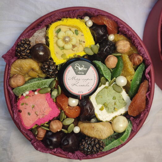 Бокс подарочный ассорти вкусов в наличии