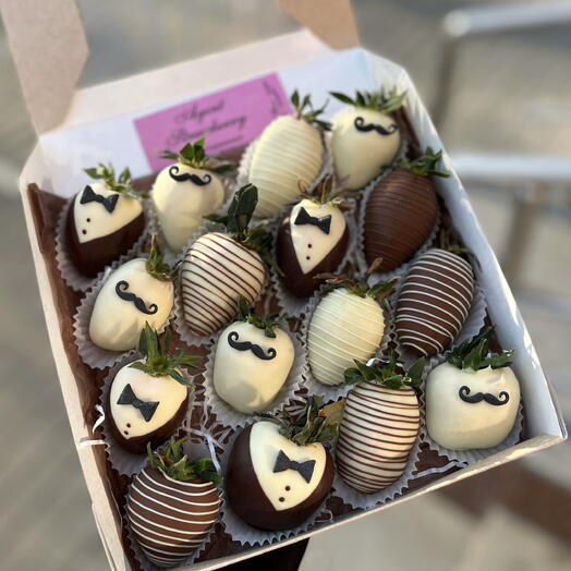 Клубника в шоколаде «Мужской» 16шт 🍓