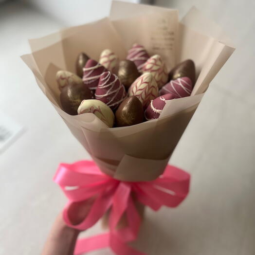 Клубничный букетик 15 ягод