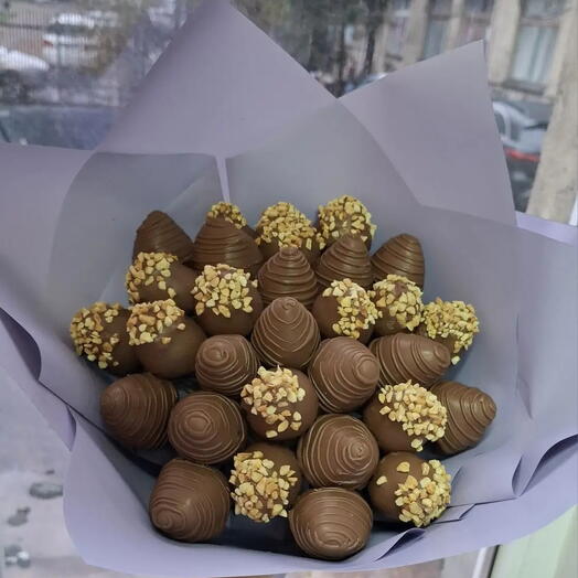 Букет из клубники в шоколаде (500 грамм)