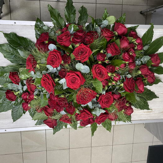 Траурная композиция на крышку гроба