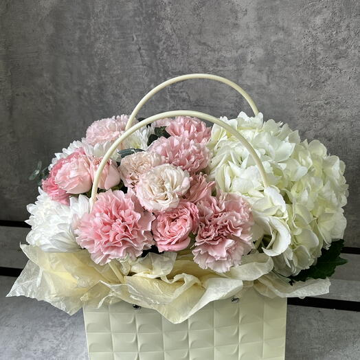 Flores en la Caja "Jugosidad"