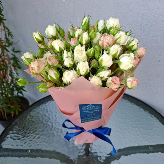 Just 11 small roses 🌹
