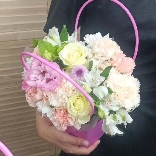 Цветочная сумочка 💗