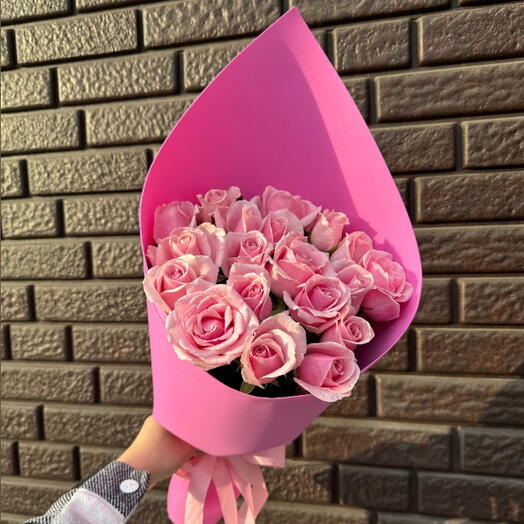 Букет из 19 розовых роз💕