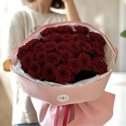 Акция🌹 25 красных роз в розовом оформление