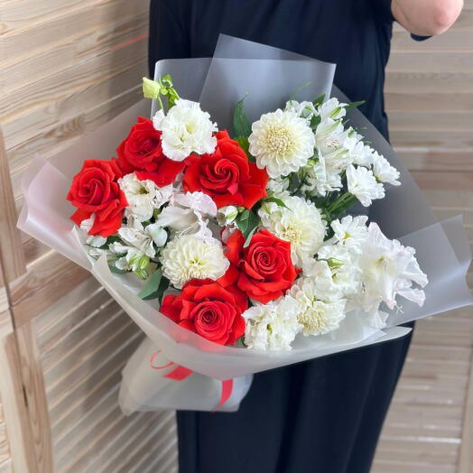 🌹 «Красный акцент»