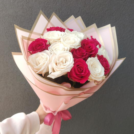 Дуо букет из 17 роз🌹