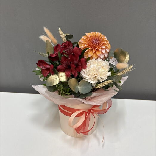 Композиция с георгином 🧡