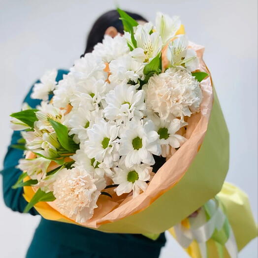 Ромашки, альстромерии, диантус💐💐💐