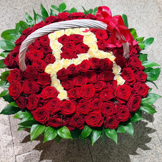 Корзина с буквой 101 Роза