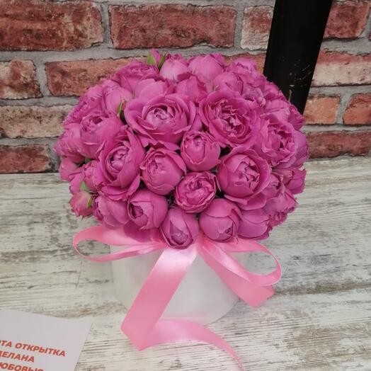 Una Caja de rosas peonías "Misty"de Bubbles