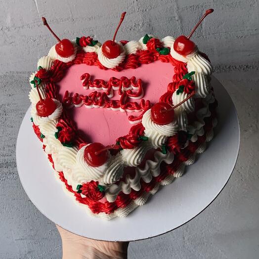 Торт-сердце с рюшами