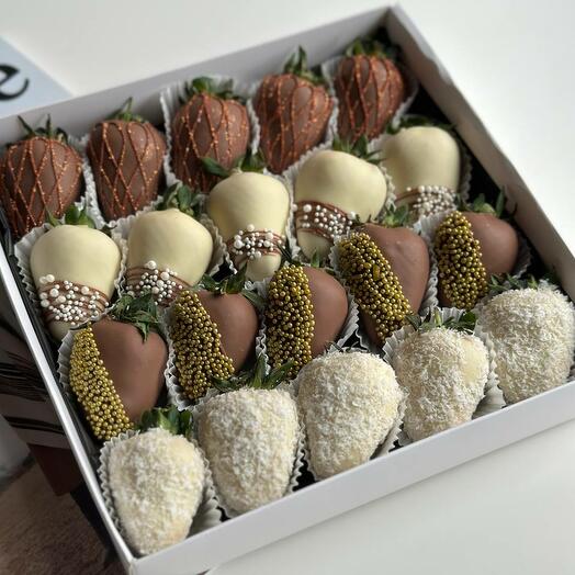 Клубничный бокс «Ричи» M