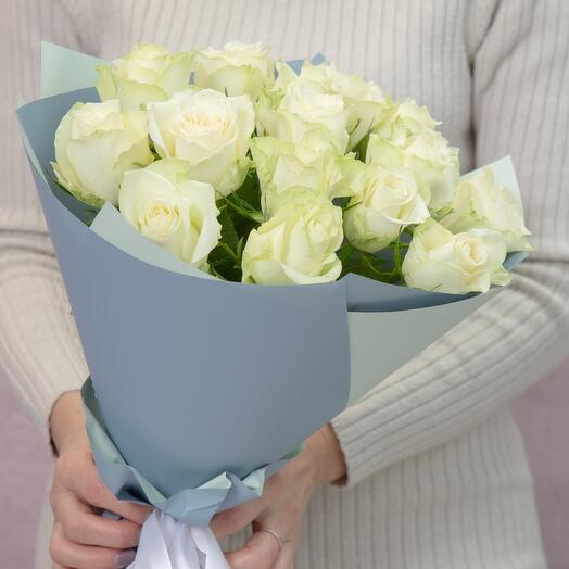 Bouquet of 15 pink roses