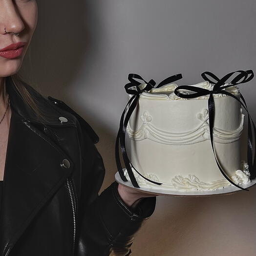 Торт с черными ленточками в стиле Ламбет | 1,5 кг