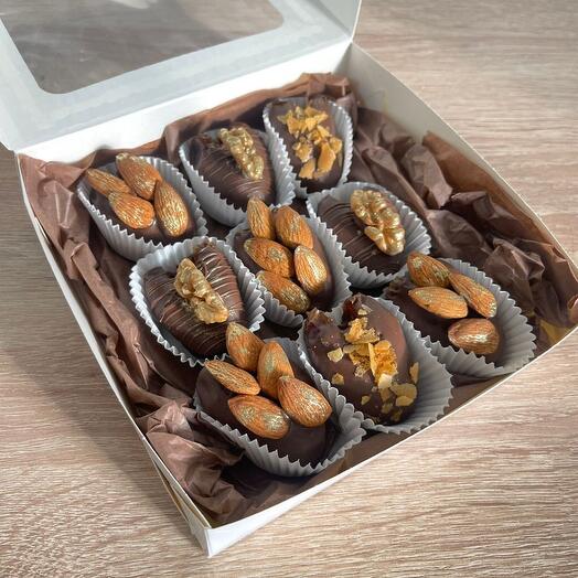 Финики в шоколаде с начинкой