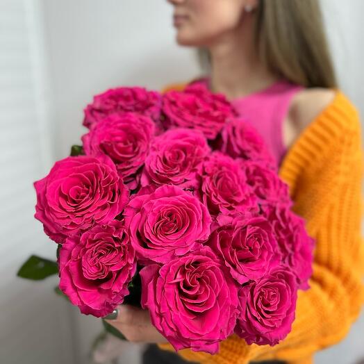 Розы цикламеновые