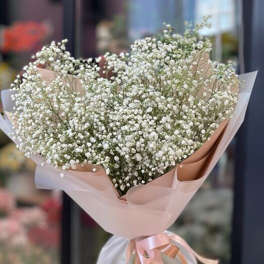 Букет из белой гипсофилы