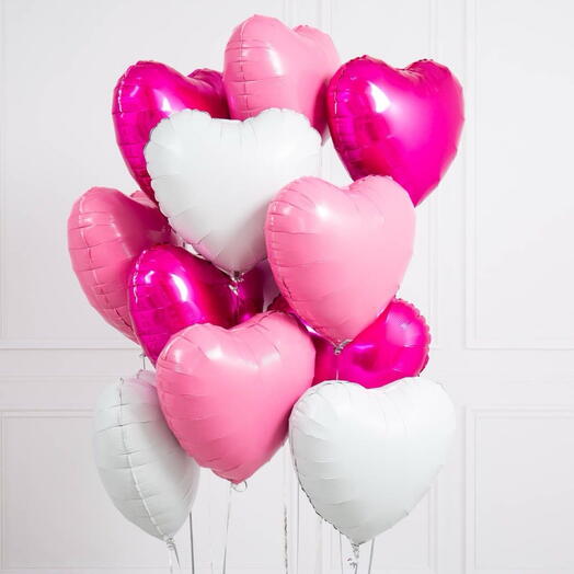 17 pink heart balloons