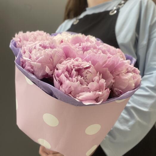 Bouquet of 7 peonies