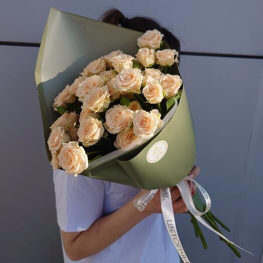 Bouquet of bush roses