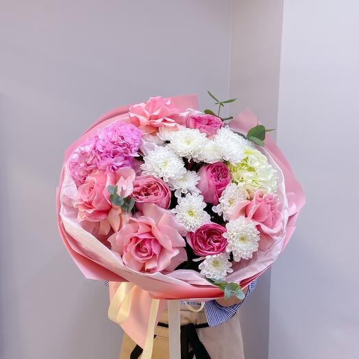 Букет «Бал цветов»