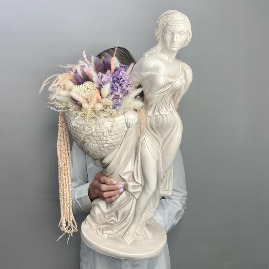 "Thoughts" composition of dried flowers vintage planters